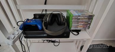 Xbox One con giochi e accessori 