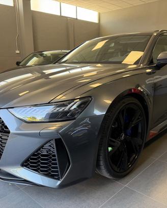 Audi RS6 Avant CARBO TETTO 22”