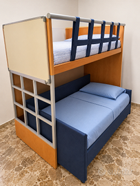 Letto a castello con scala a cassetti contenitore