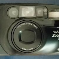 yaschica Zoomate 