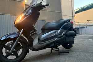 Yamaha XMAX 125 perfetto per la città – 25.000 km