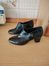 Scarpe pelle nera