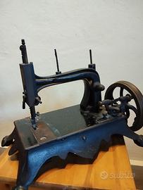 macchina da cucire antica 