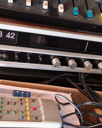 Radio sveglia con cassetta
