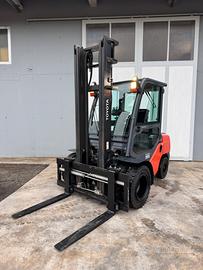 Carrello elevatore Toyota diesel 35
