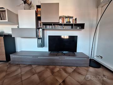 parete soggiorno Ricci Casa