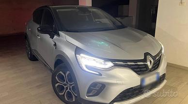 Renault Captur Intens full hybrid