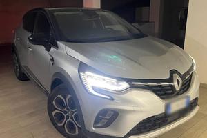 Renault Captur Intens full hybrid