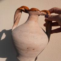 Vaso anfora in terracotta parzialmente smaltata vi