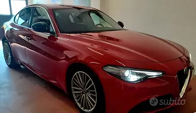 Alfa Romeo Giulia
Giulia 2.2 180Cv No adblue