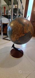Globo terrestre Vallardi