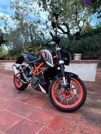 KTM DUKE 390