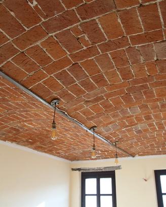 Fabbricato Tipico Piemontese + Terreni