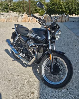 moto guzzi v7 special 2022