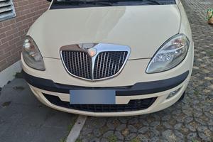 lancia ypsilon 843
