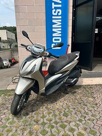 Piaggio Beverly 300 HPE anno 2021