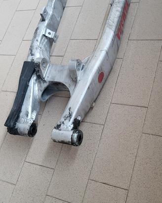 Forcellone Yamaha TTR600 5CH TTR 600