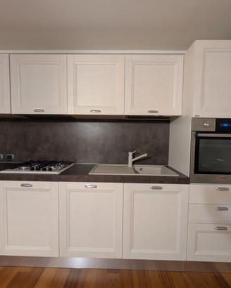 Cucina lineare colore avorio 3 metri Scavolini