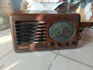 Radio Phonola modello 529
