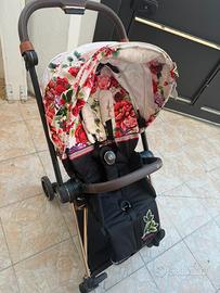 Passeggino cybex fiori midell mios