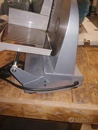 AFFETTATRICE ELETTRICA