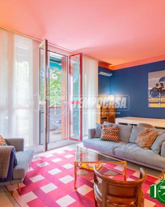 QUADRILOCALE CON TERRAZZO