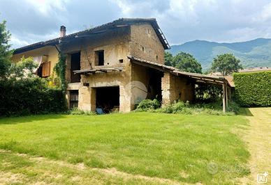 RUSTICO A VAL DELLA TORRE