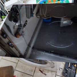 Piano induzione Indesit 