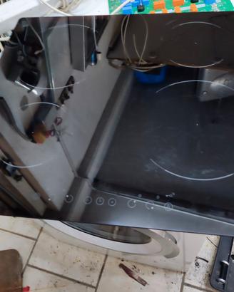 Piano induzione Indesit 