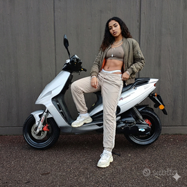 Malaguti Phantom F12 liquido - 2006