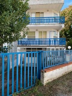 Casa duplex con garage, cantina e terrazzo