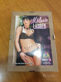 Melissa Lauren cartolina autografata incorniciata
