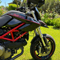 Ducati hypermotard 1100