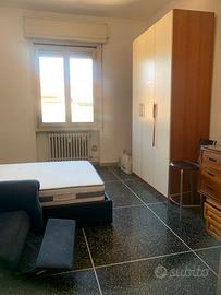 Singola spaziosa in Via Treves 25