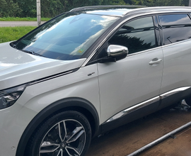 Peugeot 5008 GT 180cv eat8 anno 07/2018