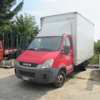 Iveco 35c 17 con cassa in alluminio