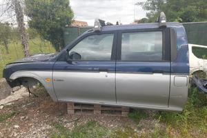 SCOCCA / CABINA MITSUBISHI L200 «II» (1997)