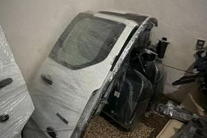 4 portiere furgone bianco