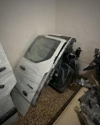 4 portiere furgone bianco