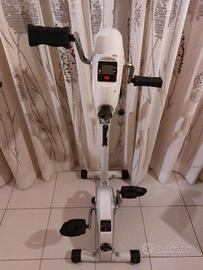 CYCLETTE BRACCIA/GAMBE ANZIANI E RIABILITAZIONE
