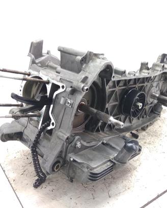 PIAGGIO CARNABY 200 CARTER MOTORE ALBERO E INGRANA