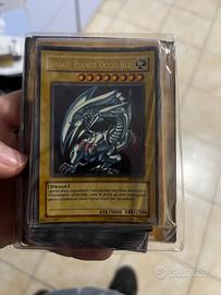 drago bianco occhi blu mik-1001 con deck + 4 deck