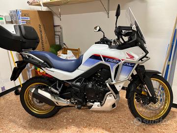 Honda Transalp 750 Tavel Edition ful optional