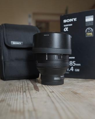 Sony 85 1.4 GM G master