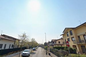 Bilocale ad Albiate-posto auto-libero subito