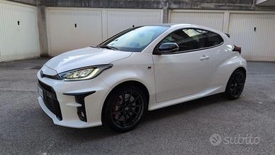 GR YARIS 1.6 CIRCUIT