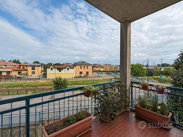4 LOCALI con TERRAZZO, CANTINA e BOX