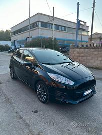 Ford fiesta 1.5 tdci ST-line 75cv (TRATTABILI)