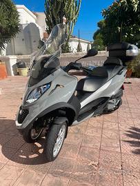 Piaggio MP3 400 Hpe solo due anni di vita