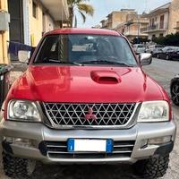 Mitsubishi L200 2.5 TD cat 4WD Double Cab Invite